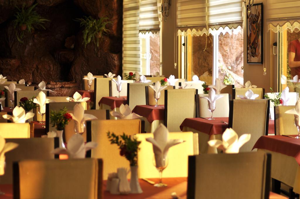 Klas Hotel Kargicak  Bagian luar foto