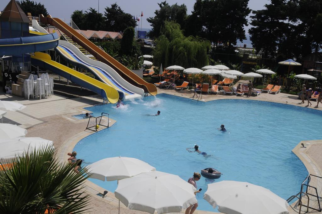 Klas Hotel Kargicak  Bagian luar foto